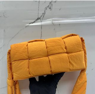 (Category: ) located in . Submitted by hellobanana123 (Listing ID 1278548222, Image 1). Description: .