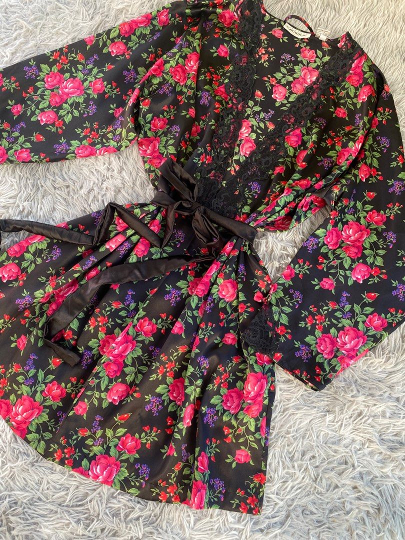 Cacique, Women's Fashion, Undergarments & Loungewear on Carousell