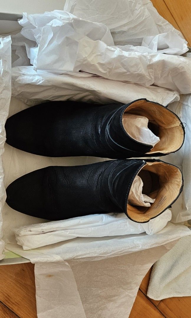 Carvela randy boots discount