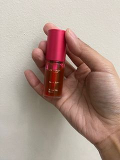 Clarins Water Lip in Rose Water with Free Pouch