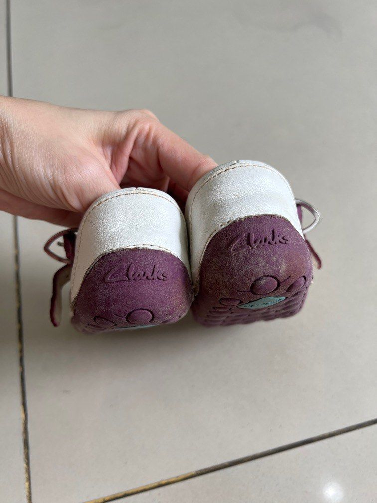 Clarks first shoes size 4G 20W color white purple Bayi Anak