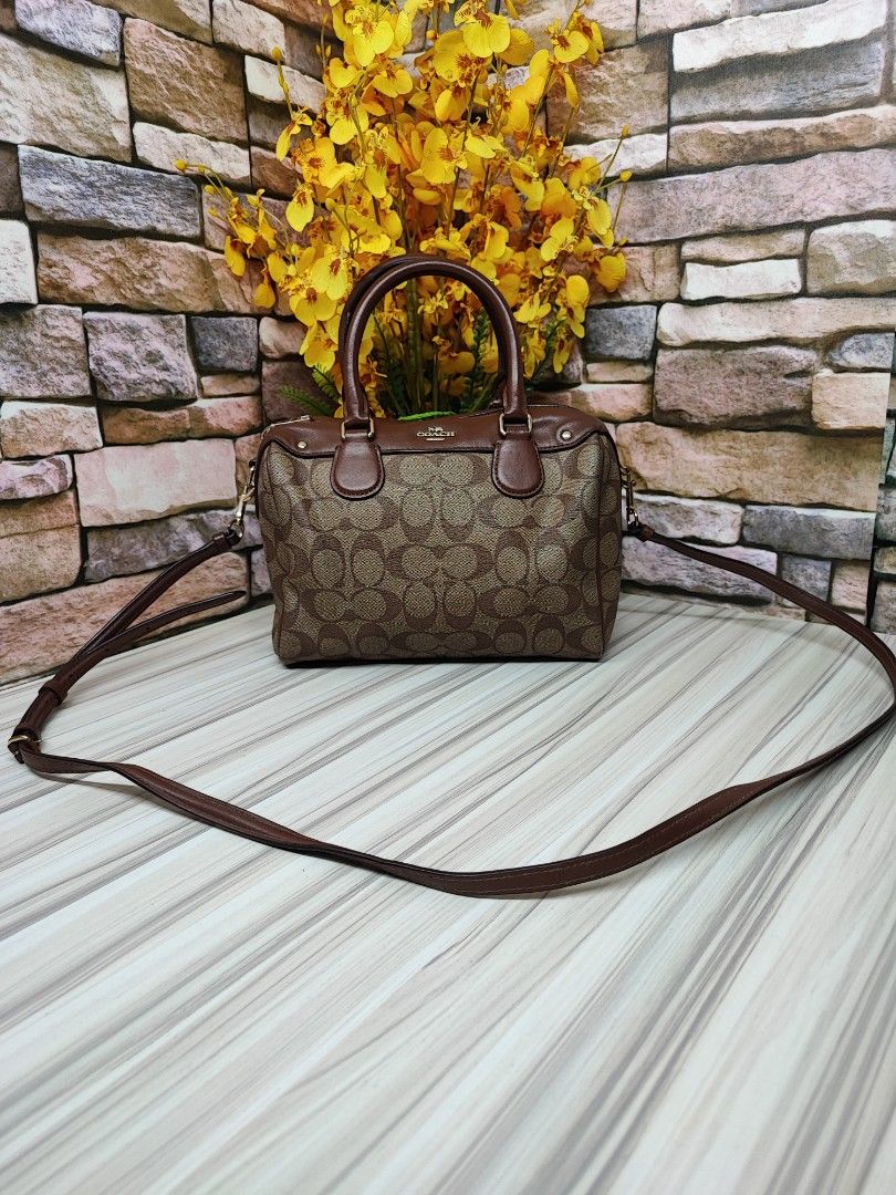 Coach signature mini bennett satchel store