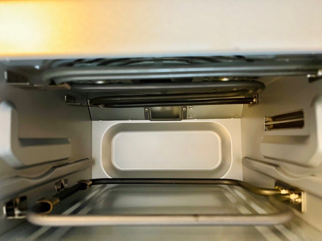 Cuisinart TOA28 Compact Convection Oven Airfryer, Stainless Steel, TV & Home Appliances