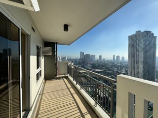 DMCI Sheridan Tower 3 Bedroom Semi Furnished For Rent