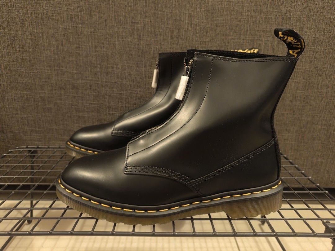 Dr Martens Cabbott Polished Smooth Black Leather Boots UK9 US10 EU43 Brand  New in Box Unworn, Men's Fashion, Footwear, Boots on Carousell