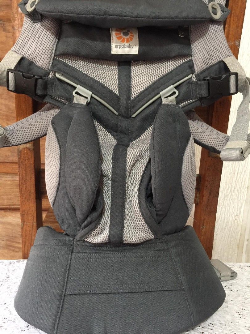 ERGO CARRIER OMNI 360 2TONE Babies Kids Going Out Carriers