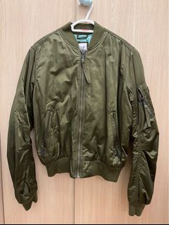 （分類：）位於 。 由 kc312 提交（商品編號 1278405892，圖片 1）。簡介： 。