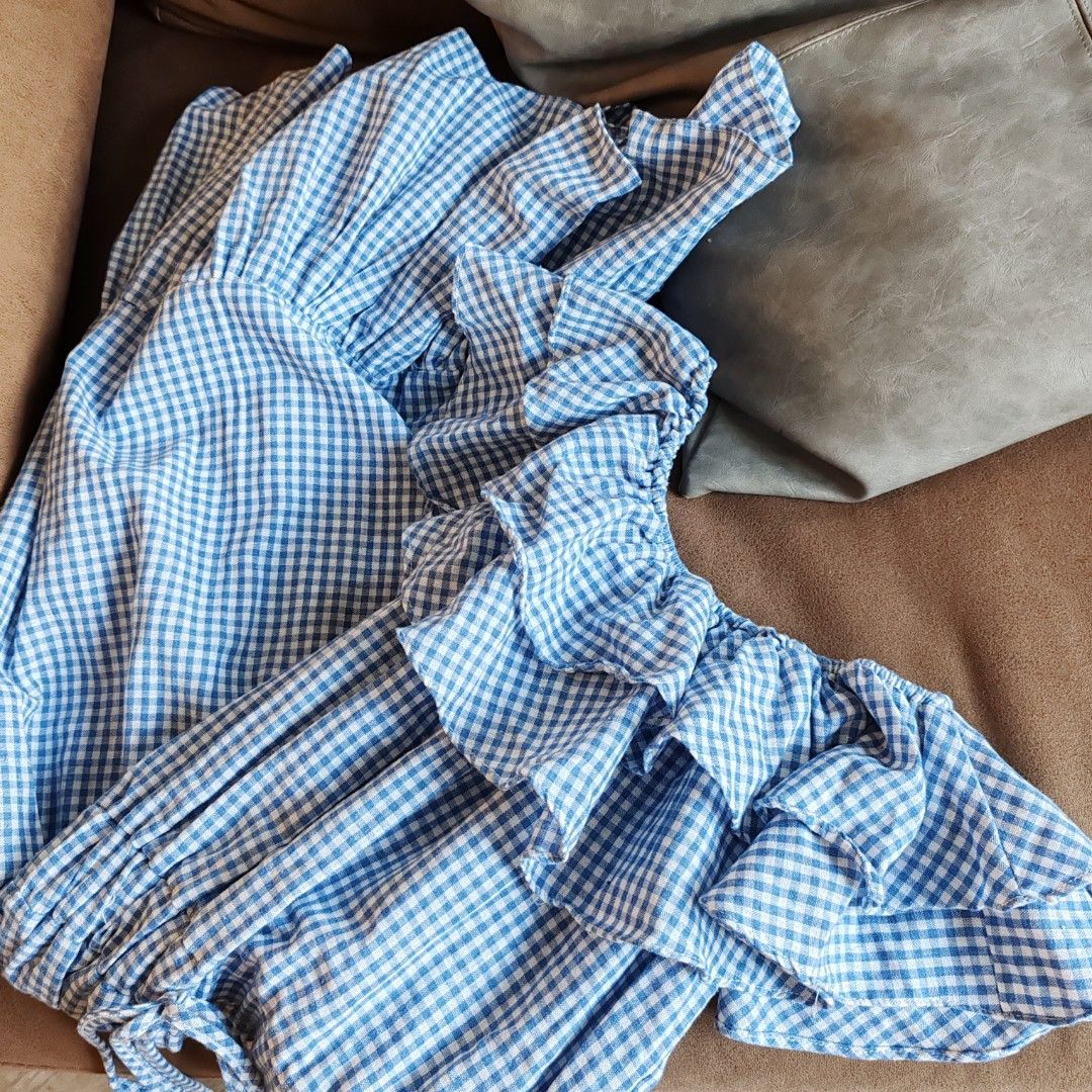 Gingham 2024 frill dress