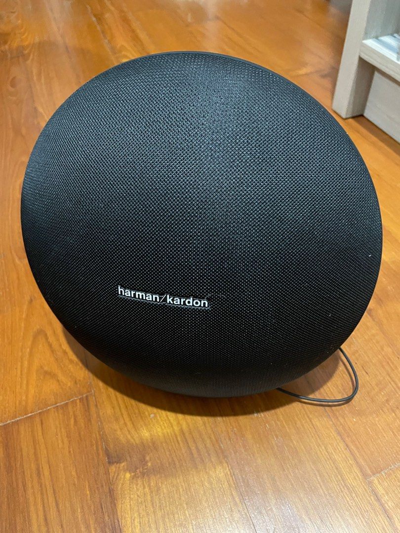 Harman Kardon Onyx 3, Audio, Soundbars, Speakers & Amplifiers on Carousell