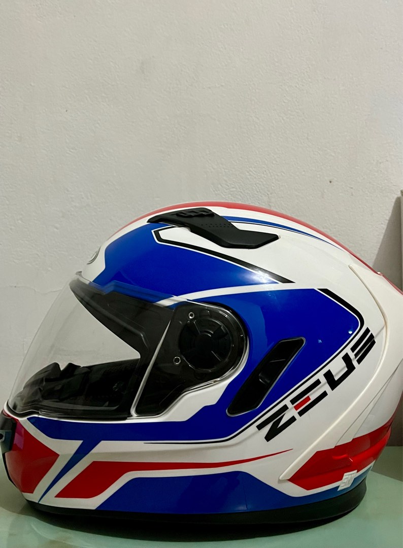 Helm Zeus 813 RARE DECALS, Motor di Carousell