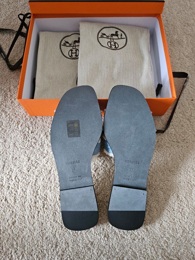 Hermes Oran Sandals Women s Fashion Footwear Sandals on Carousell
