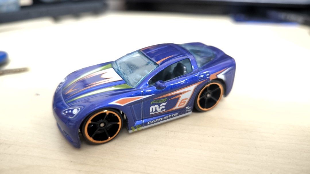 Hot wheels 2005 sale corvette tm gm