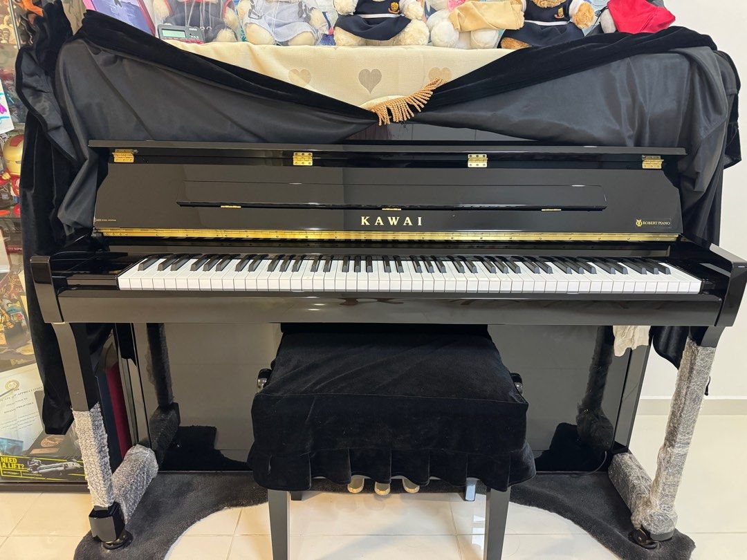 Robert piano kawai deals