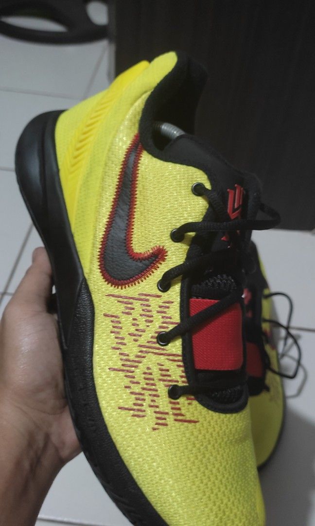 Kyrie flytrap hotsell 2 bruce lee
