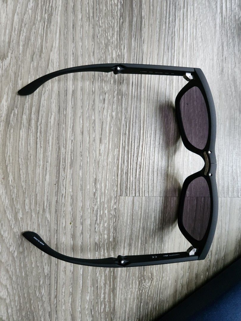 Lacoste store foldable sunglasses