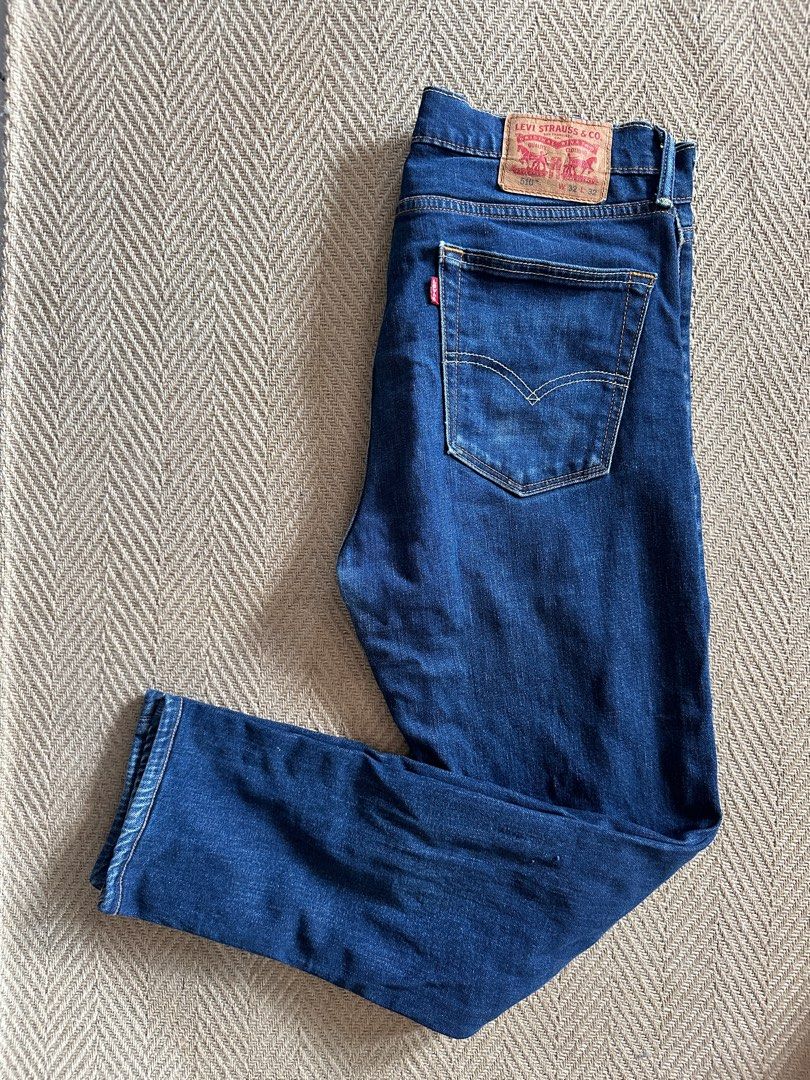 ORIGINAL LEVIS JEANS STRAIGHT CUT, Men's Fashion, Bottoms, Jeans on  Carousell