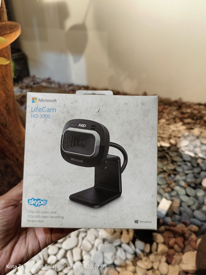 Life cam 300 deals