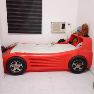 Little Tikes Car Bed