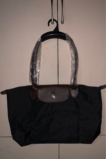 (Category: ) located in . Submitted by shopcee (Listing ID 1278539619, Image 1). Description: .