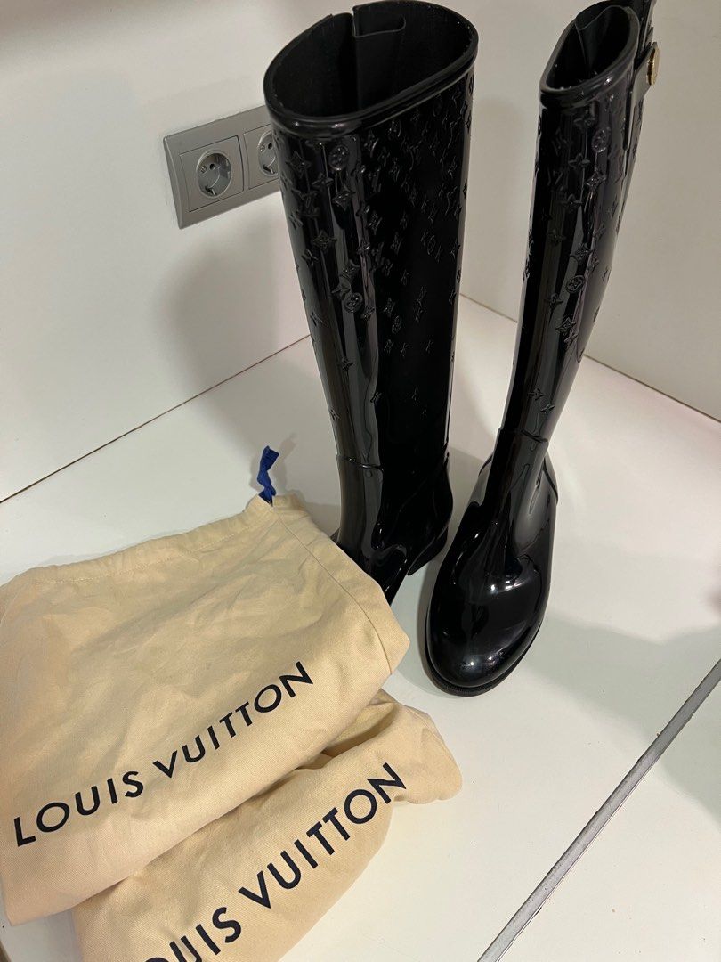 Louis Vuitton size 36 monogram rubber high drops rain boots