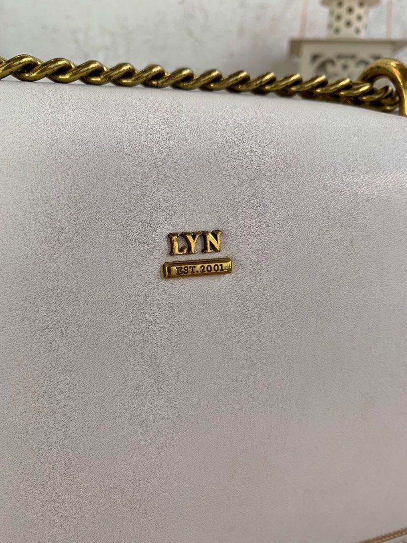 Lyn est top 2001 bag