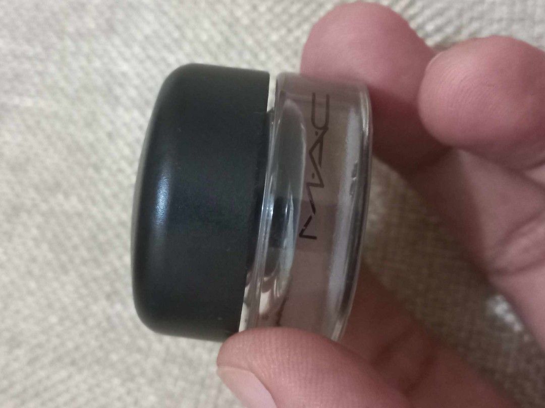 MAC Paint Pot Eyeshadow Primer Make Up, Beauty & Personal Care, Face