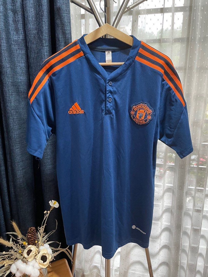Man Utd Training Kit Season 2022/2023, Men's Fashion, Activewear on