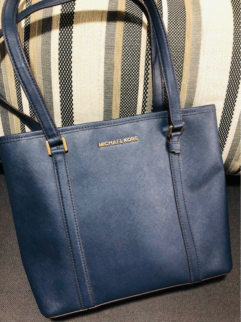 Leather tote Michael Kors Navy in Leather - 39637505