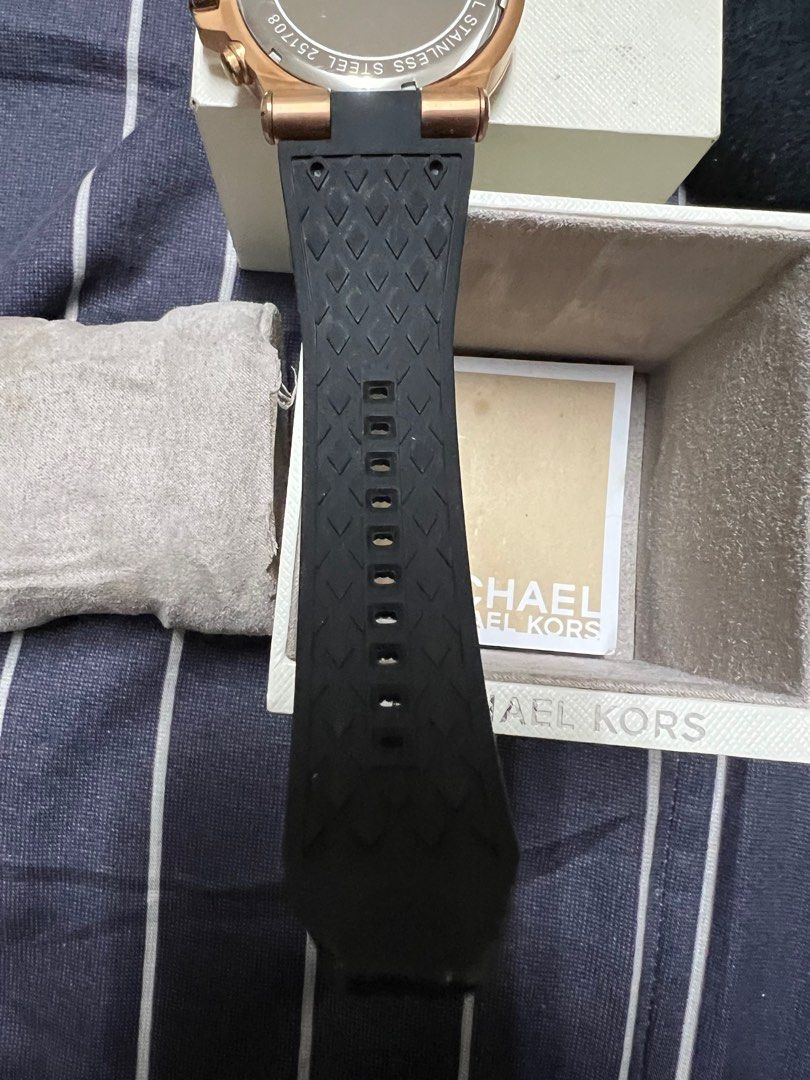 Michael kors deals mk8184
