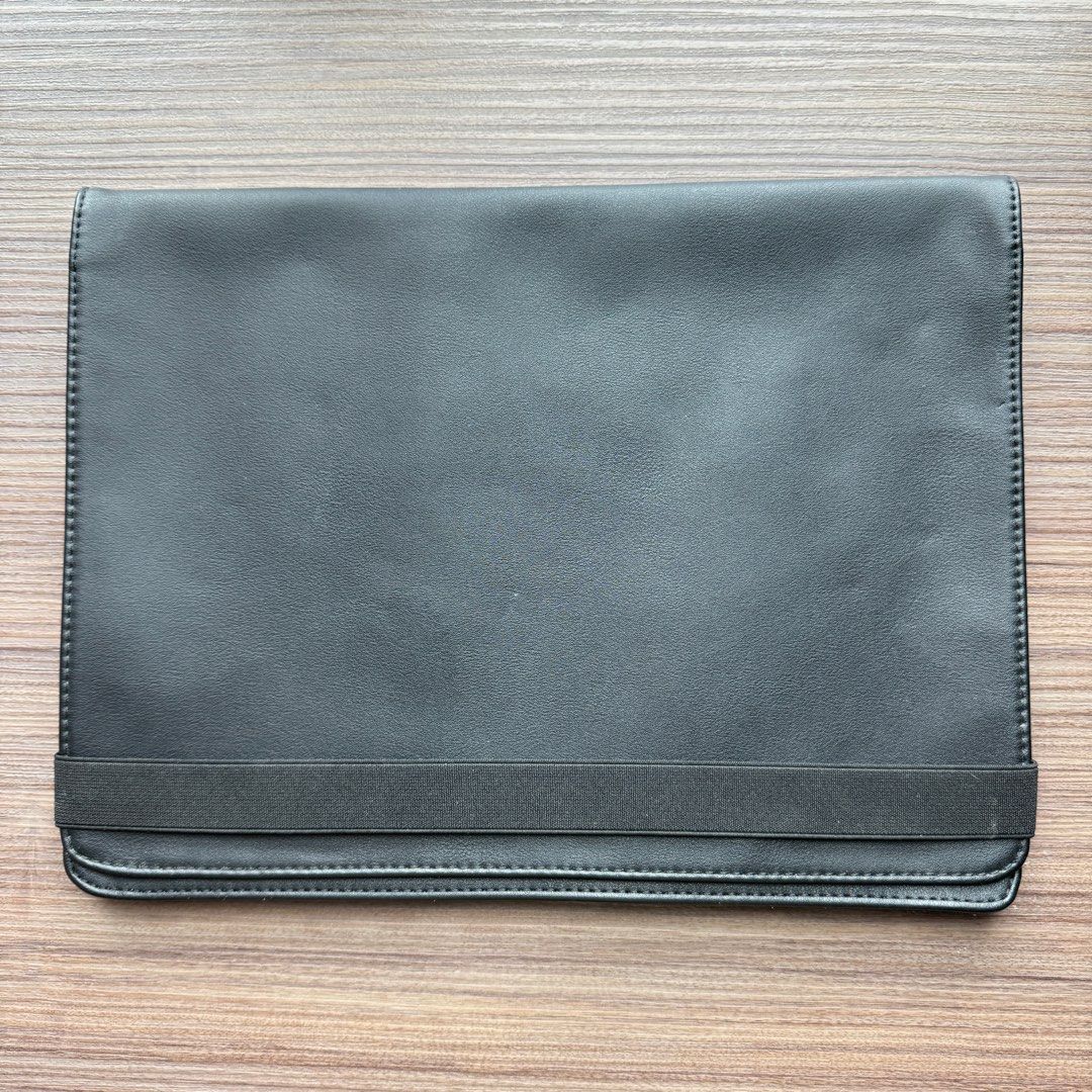 Moleskine shop laptop sleeve