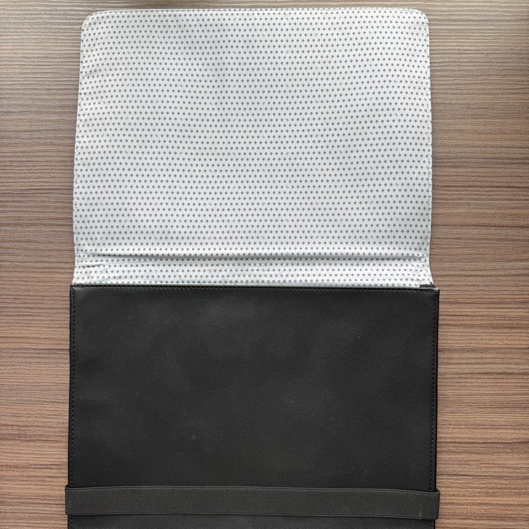 Moleskine top laptop sleeve