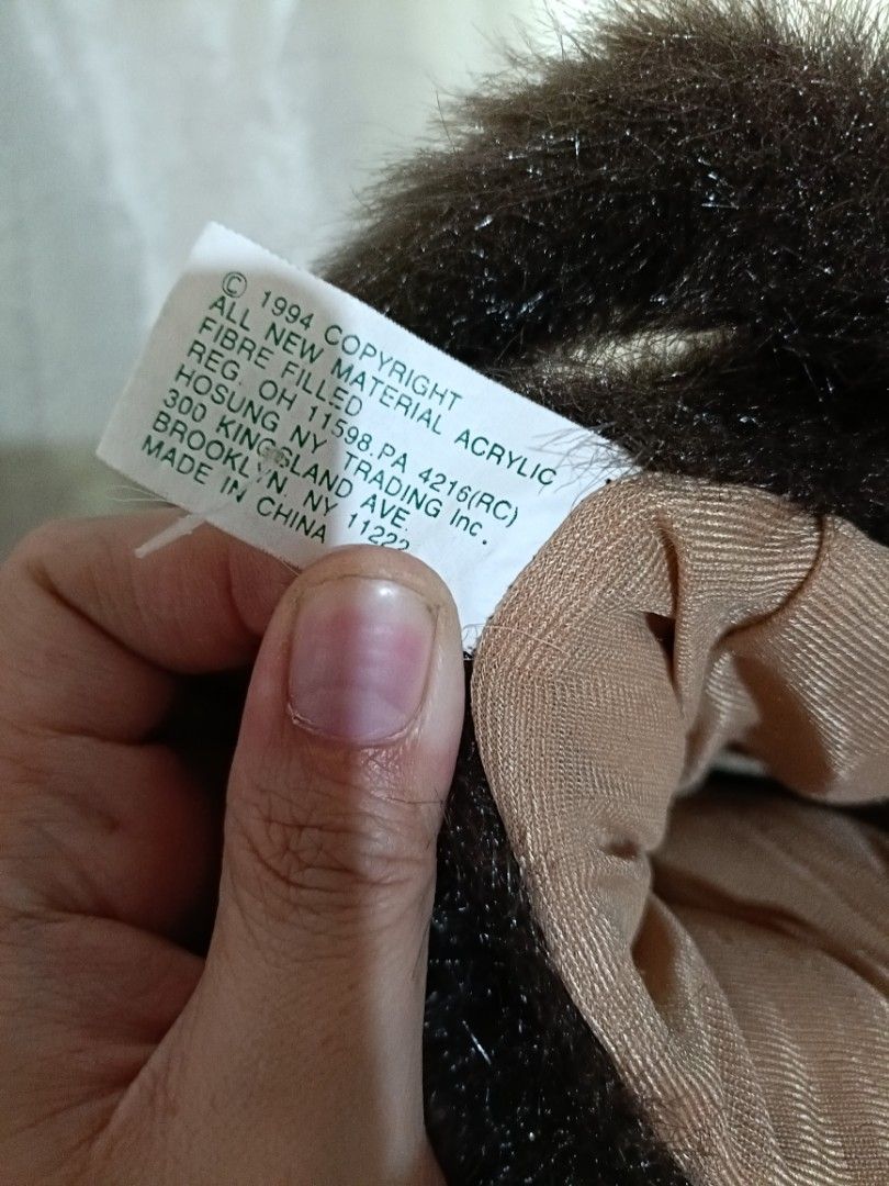 Monkey hand puppet vintage 1994 (Category: Plushies & Soft Toys) located in Iligan City. Submitted by shehabdor98515 (Listing ID 1278490979, Image 2). Description: what you see is what you get like new.