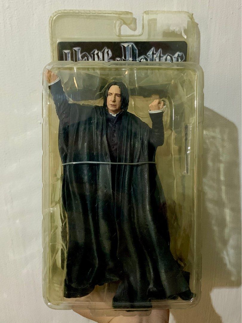 NECA Harry Potter - Batas De Vestir Para Muñeca