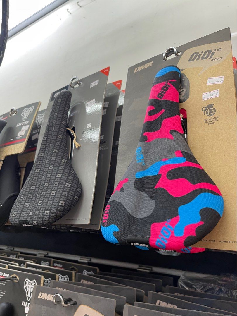 New DMR OIOI CAMO mountain bike saddle free postage Sports