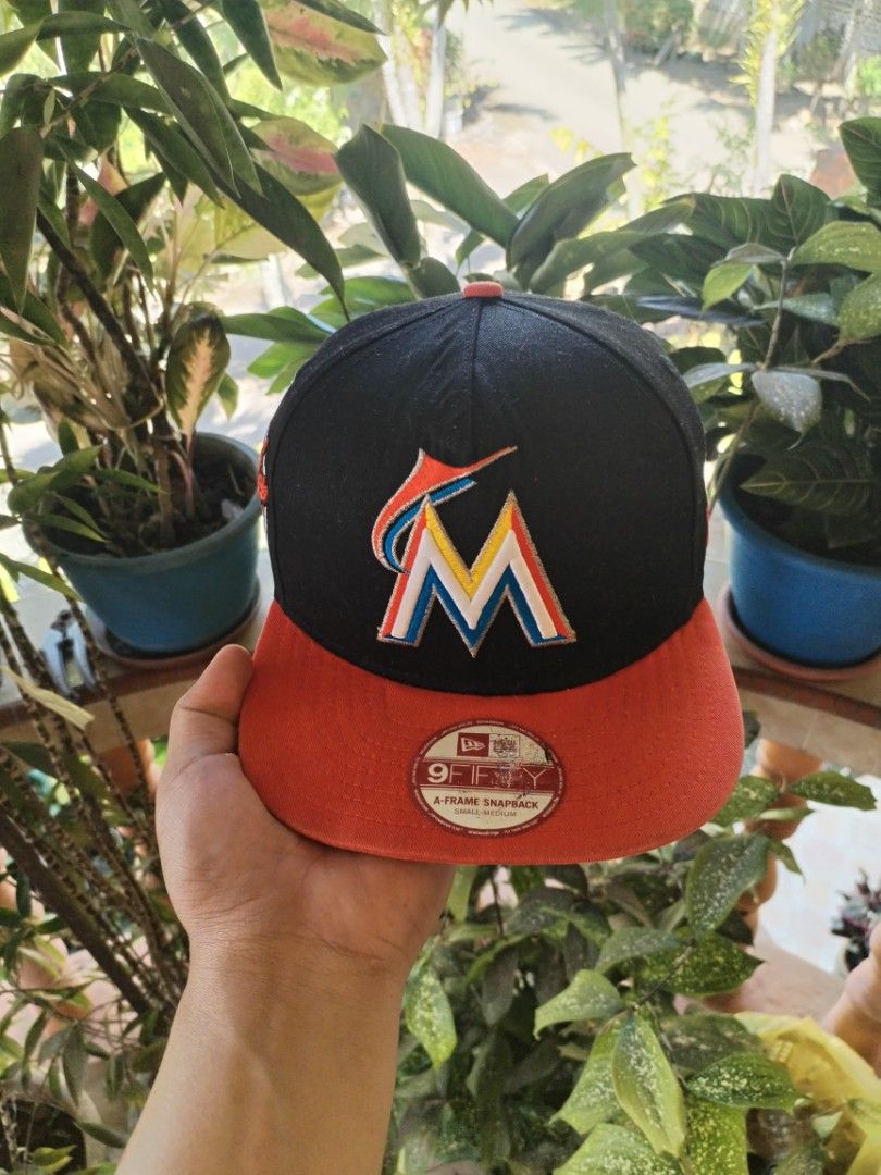 New era hotsell cap small medium