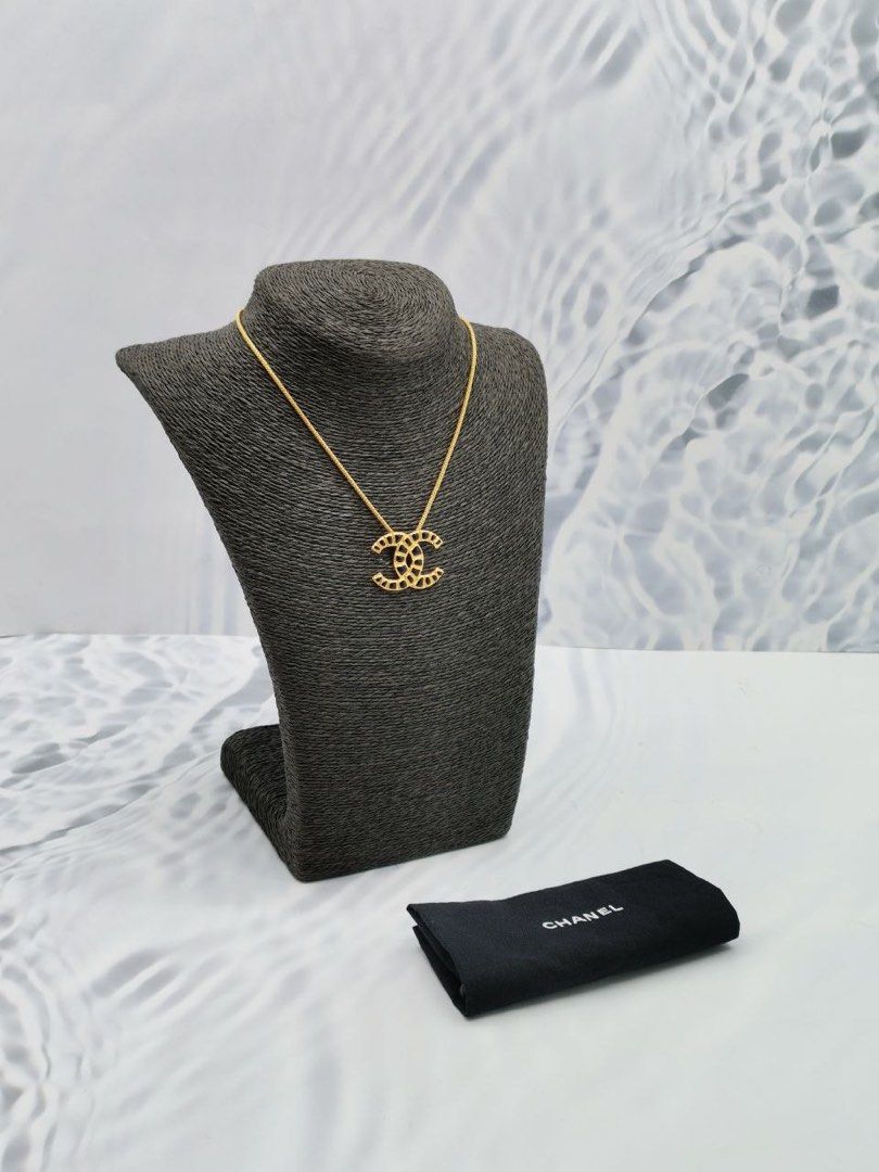Chanel sales necklace new
