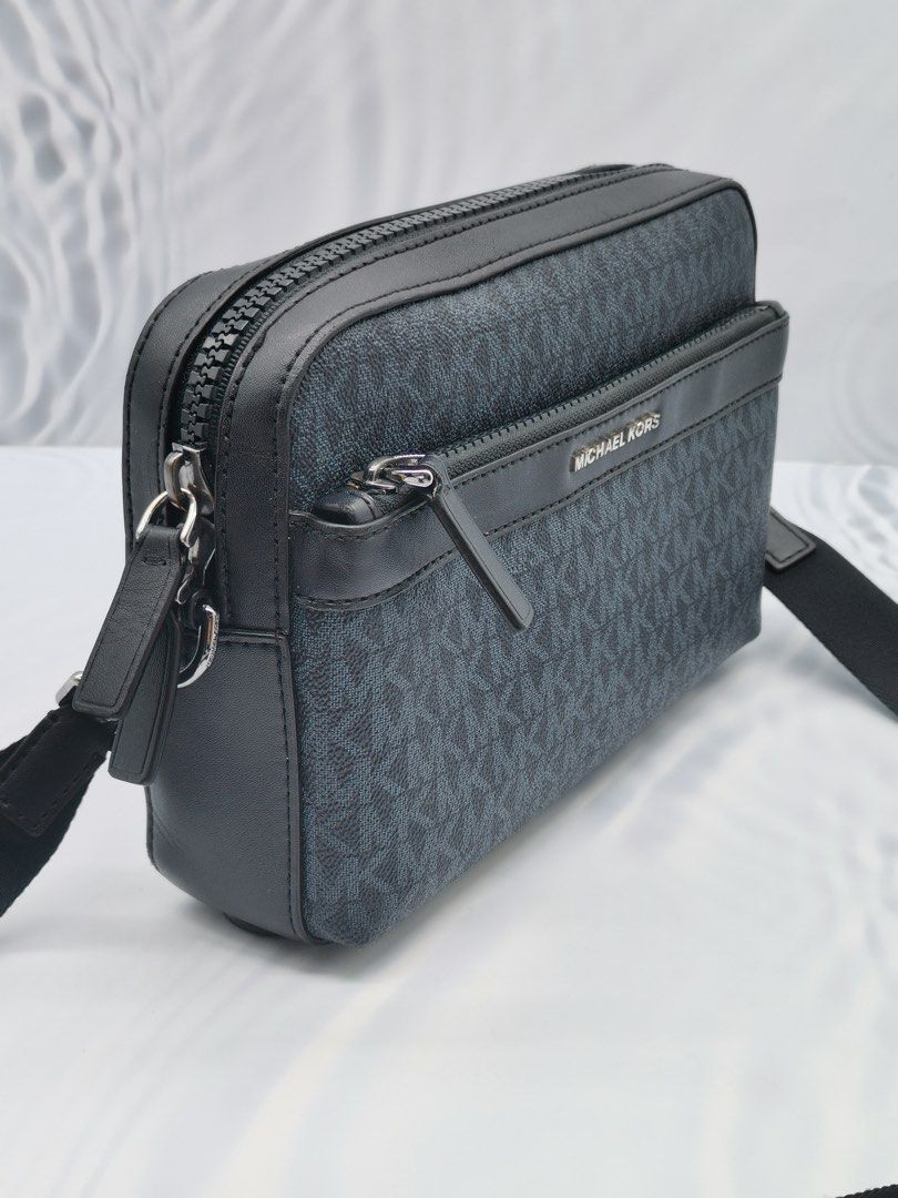 NEW YEAR SALE MICHAEL KORS JET SET MEDIUM KENLY CLUTCH