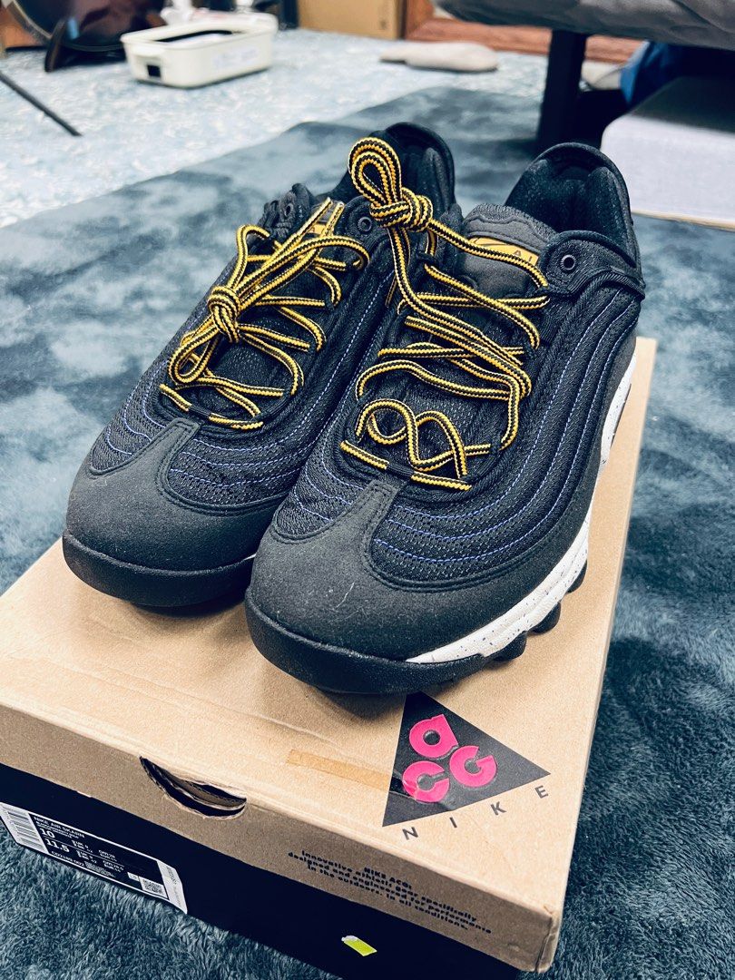 nike air skarn black