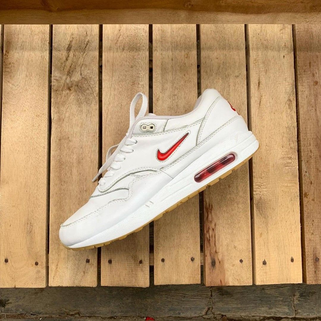 Air max 1 discount jewel rare ruby