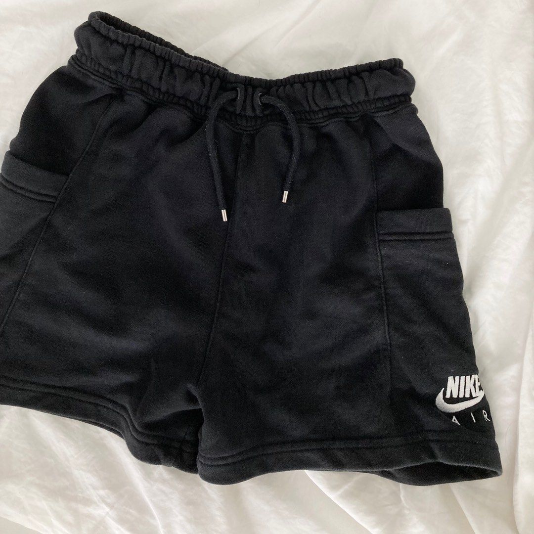 Nike air deals logo shorts
