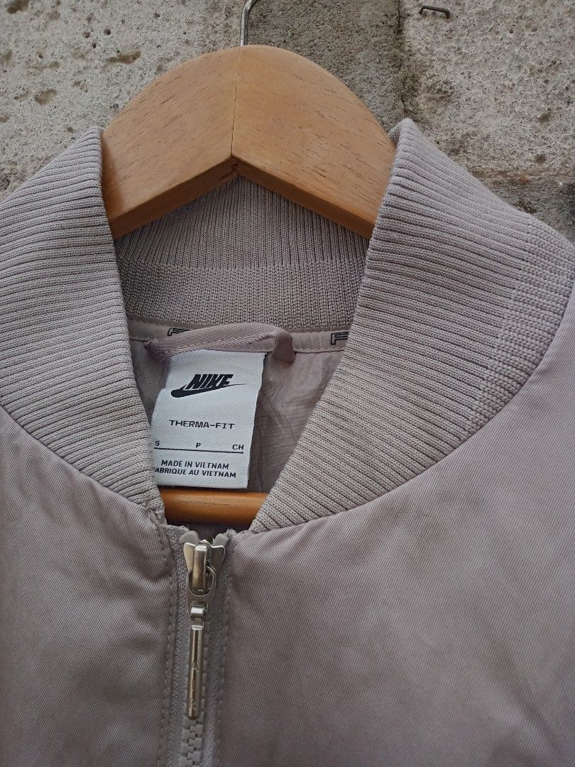 Nike Air Therma fit Bomber Jacket Loose Oversized, Women's Fashion