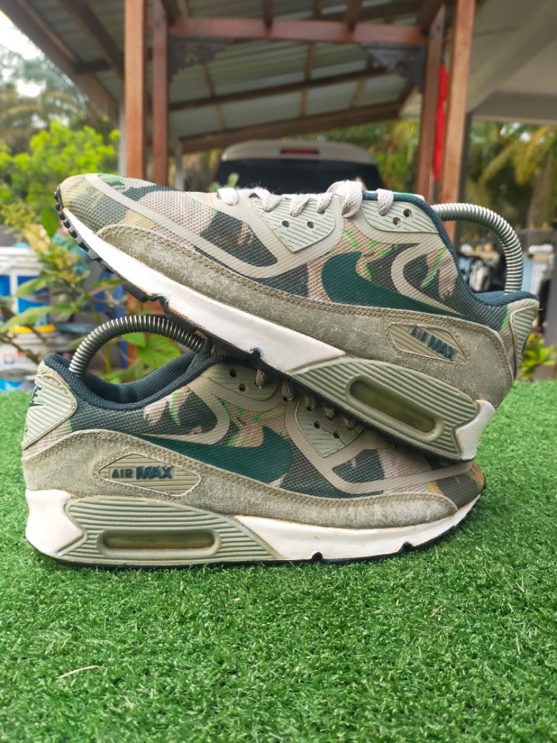 Air max 2025 90 size 1