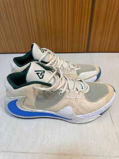 Where to buy old basketball top shoes