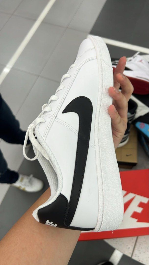Nwt nike classic black swoosh hot sale