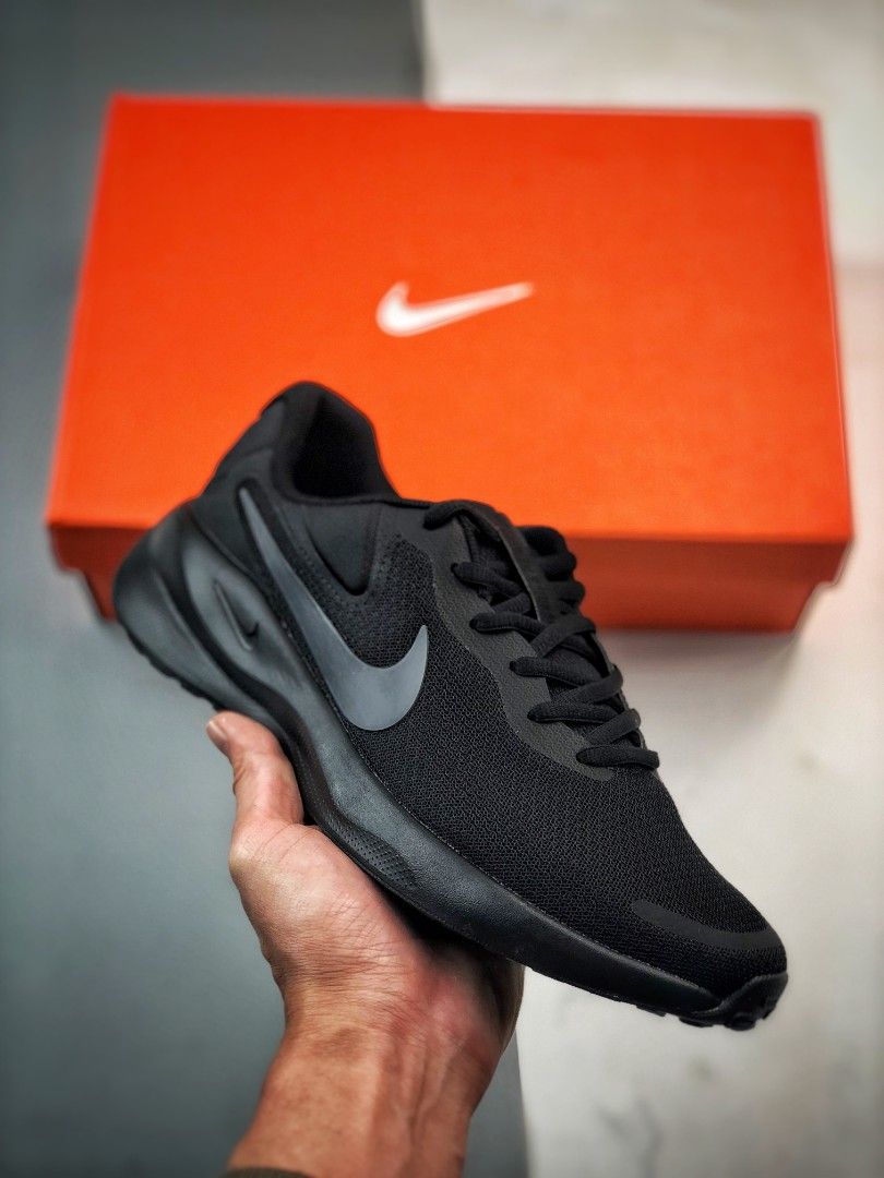 Nike discount revolution noir