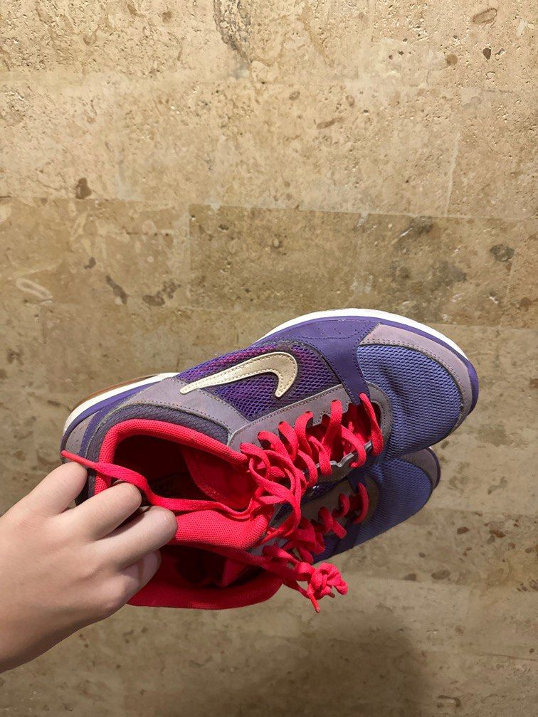 Nike violet rubber shoes discount