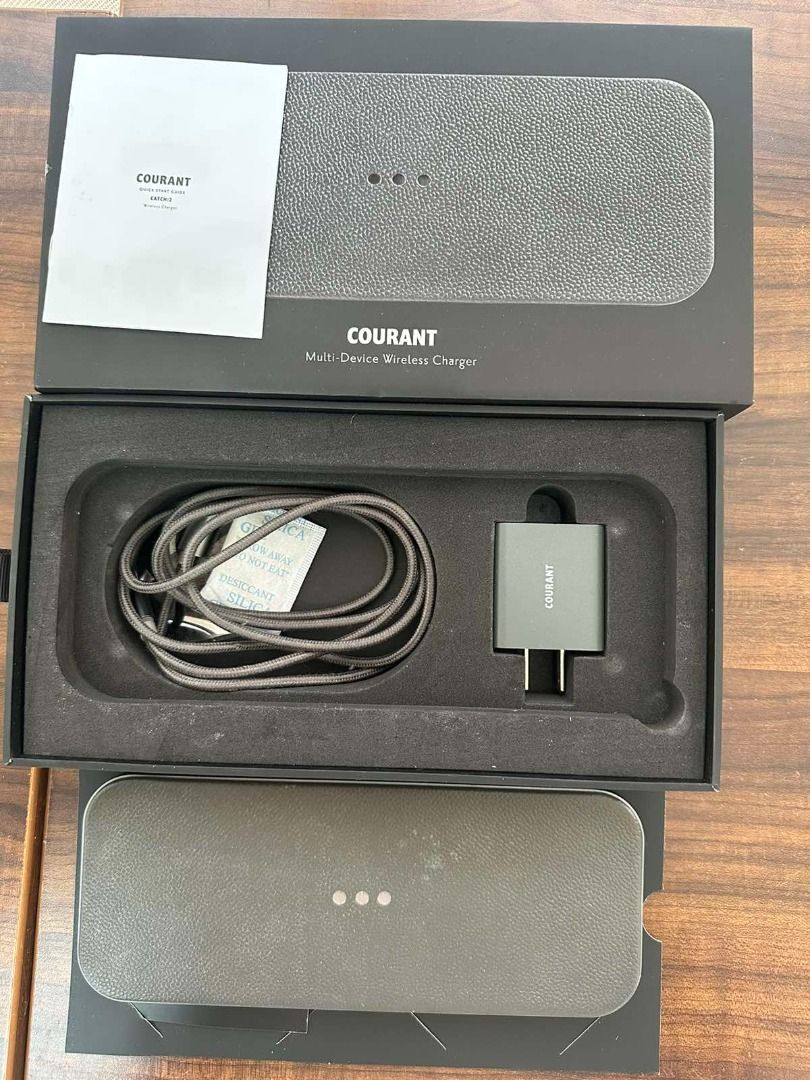 Open Box Courant Multi Wireless Charger Catch:2 CR-C2-GR-GR (Category: Chargers) located in Quezon City. Submitted by parabellum_outlet (Listing ID 1278454774, Image 2). Description: -Dual Wireless Charging Ability -5- Coil,QI Certified Fast Wireless Charging -Premium Italian Leather -High-Grade Matte Aluminum Alloy -Durable Braided Nylon Cable -Weighted, Non Slip Construction.
