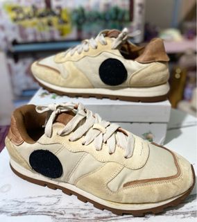 (Category: ) located in . Submitted by catchycollections2018 (Listing ID 1278551994, Image 1). Description: .