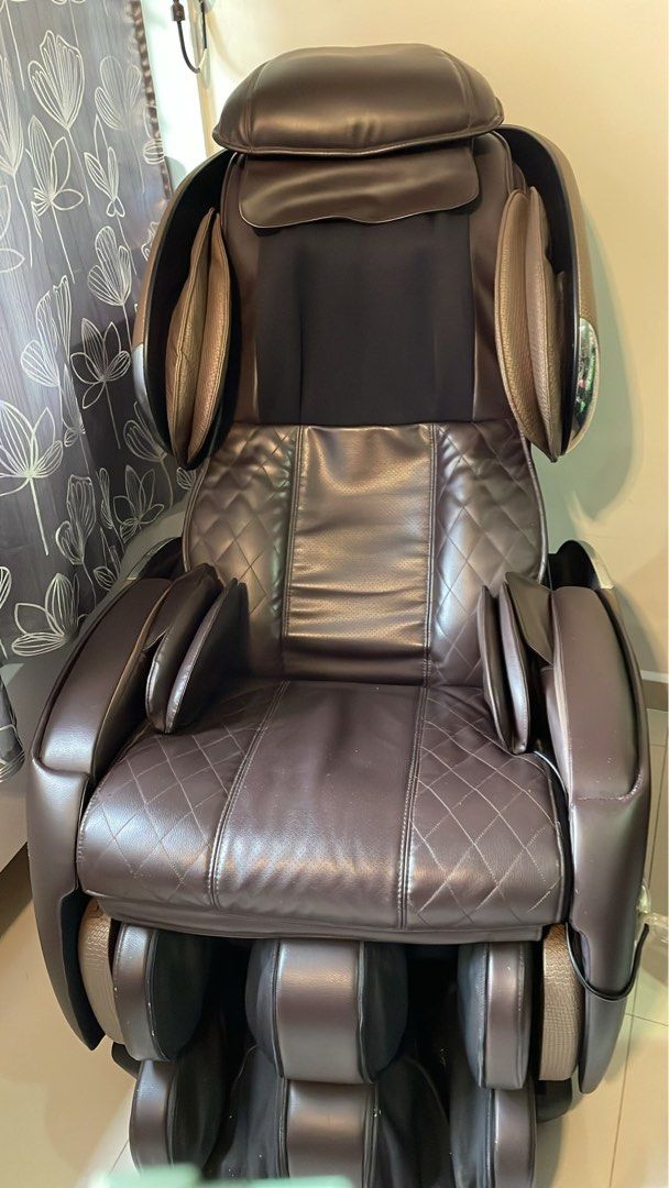 Osim Massage Chair, Health & Nutrition, Massage Devices on Carousell
