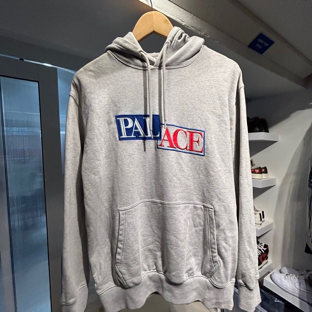 Palace top lovely hoodie